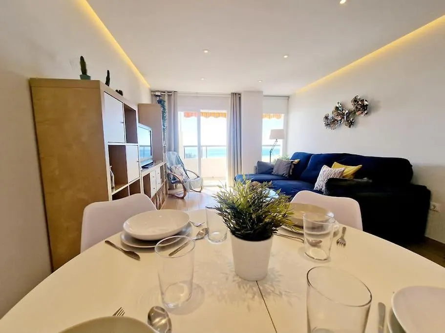 Beachfront Dream: Prime Location With Sea Views Fuengirola 0*,